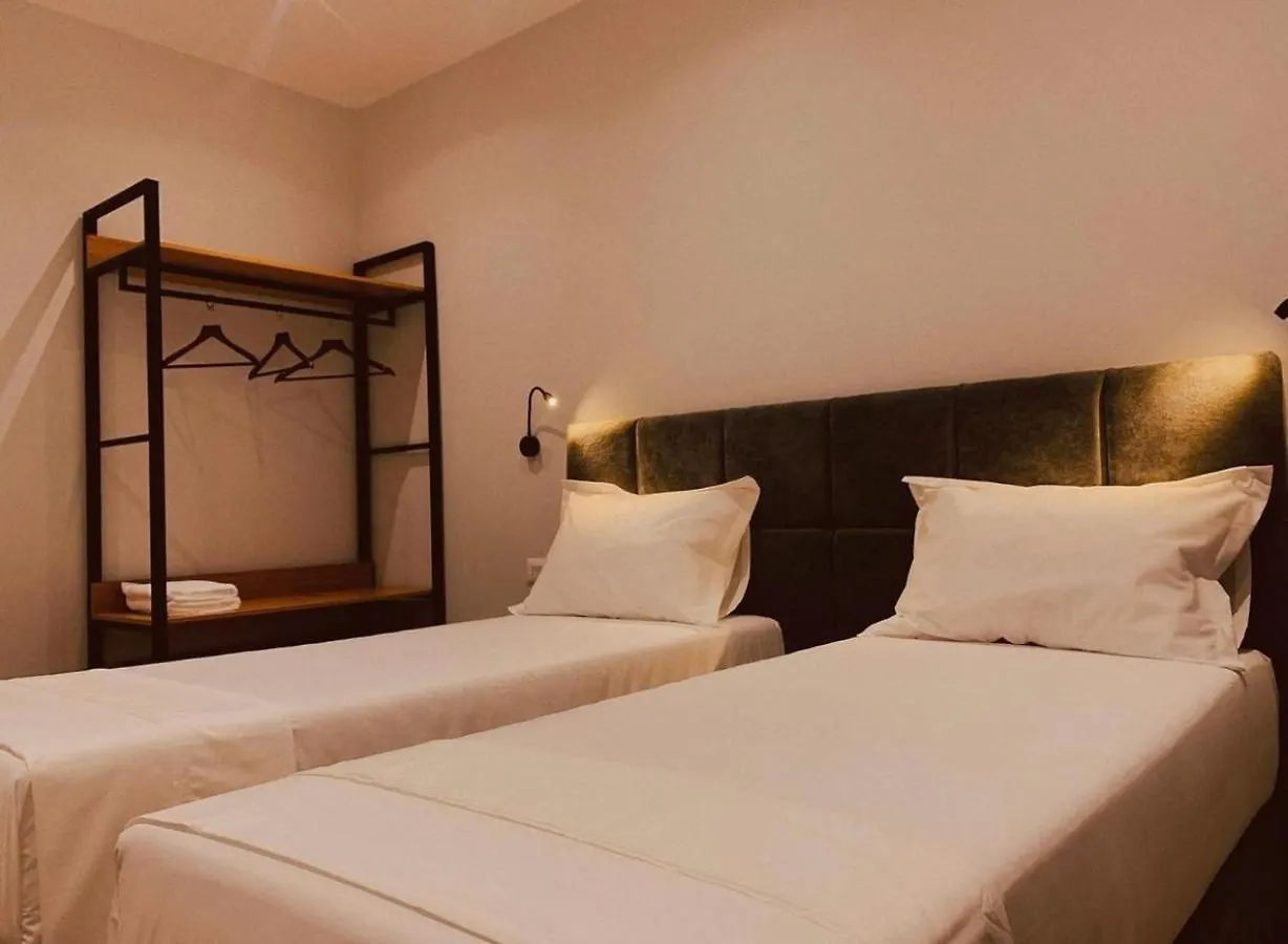 Merly Hotel Përmet 3*,