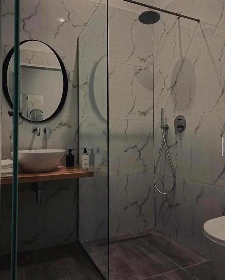 Merly Hotel Përmet 3*,