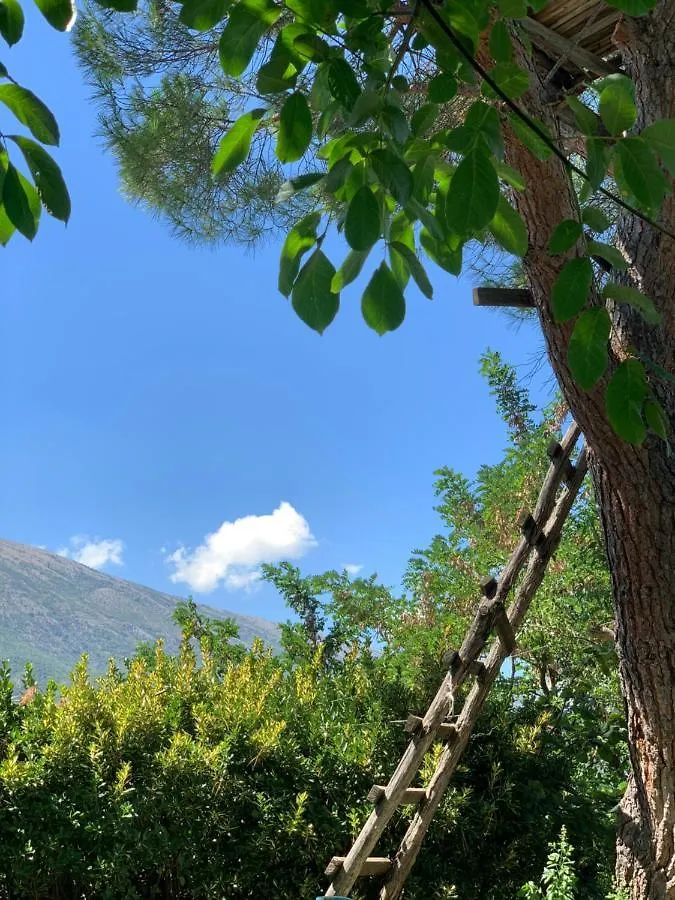 ***  Merly Hotel Permet Albania